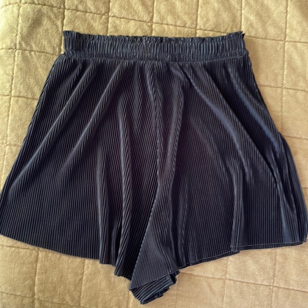Zara black Moroccan shorts // high waisted // silky